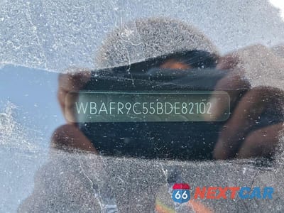 Zdjęcie 12 z 12 samochodu: 2011 BMW 550 I VIN:WBAFR9C55BDE82102 - miniatura