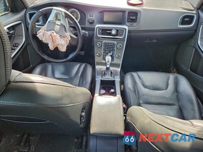 Zdjęcie 8 z 12 samochodu: 2013 VOLVO S60 T6 VIN:YV1902FH9D2173729 - miniatura