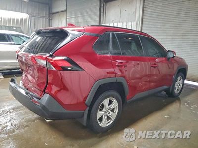Trzecie zdjęcie samochodu z tyłu: 2021 TOYOTA RAV4 XLE VIN:2T3P1RFV9MW233346 - miniatura