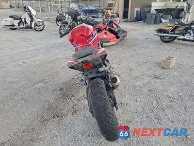 Czwarte zdjęcie samochodu z boku: 2025 HONDA CBR500 VIN:MLHPC7056S5100939 - miniatura