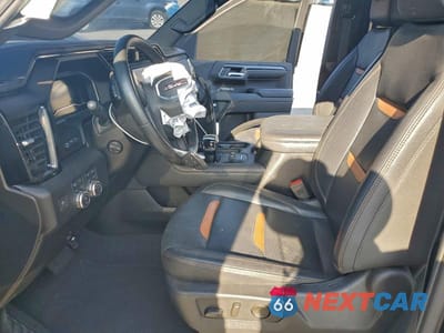 Zdjęcie 7 z 12 samochodu: 2024 GMC SIERRA K1500 AT4 VIN:1GTUUEELXRZ176701 - miniatura