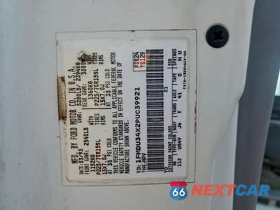 Zdjęcie 13 z 13 samochodu: 1993 FORD EXPLORER VIN:1FMDU34X2PUC39921 - miniatura