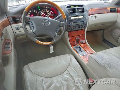 Zdjęcie 8 z 14 samochodu: 2001 LEXUS LS 430 VIN:JTHBN30FX10016397 - miniatura