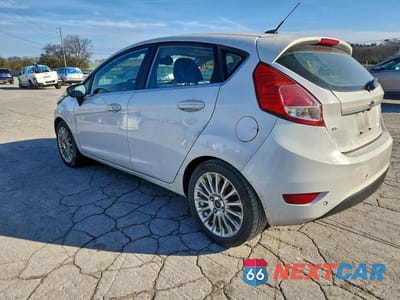 Drugie zdjęcie samochodu z przodu: 2015 FORD FIESTA TITANIUM VIN:3FADP4FJ0FM120672 - miniatura