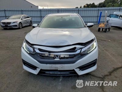 Piąte zdjęcie samochodu w środku: 2017 HONDA CIVIC EX VIN:19XFC2F72HE231907 - miniatura