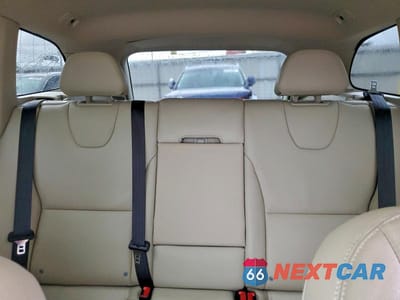 Zdjęcie 10 z 12 samochodu: 2015 VOLVO XC60 T5 PREMIER VIN:YV440MDB5F2587469 - miniatura