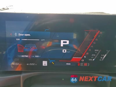 Zdjęcie 9 z 13 samochodu: 2025 BMW M3 COMPETITION VIN:WBS33HJ07SFU28948 - miniatura