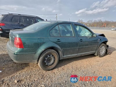 Trzecie zdjęcie samochodu z tyłu: 2002 VOLKSWAGEN JETTA GLS TDI VIN:3VWSP69M52M137297 - miniatura