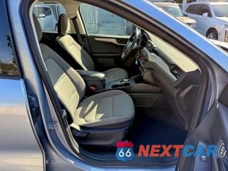 Zdjęcie 7 z 15 samochodu: 2022 FORD ESCAPE S VIN:1FMCU0F66NUB62157 - miniatura