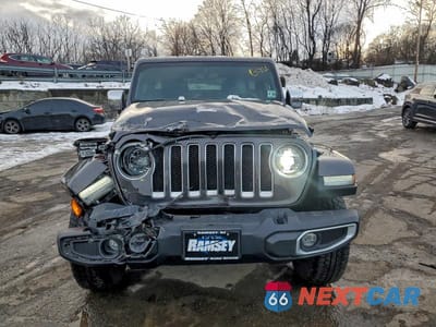 Piąte zdjęcie samochodu w środku: 2021 JEEP WRANGLER UNLIMITED SAHARA VIN:1C4HJXEG0MW660556 - miniatura