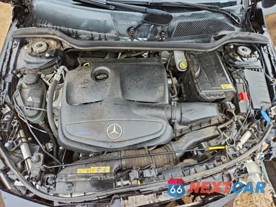 Zdjęcie 11 z 12 samochodu: 2014 MERCEDES-BENZ CLA 250 VIN:WDDSJ4EB3EN137411 - miniatura