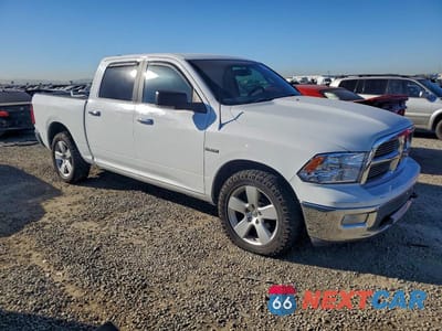 Czwarte zdjęcie samochodu z boku: 2010 DODGE RAM 1500 VIN:1D7RB1CT1AS121676 - miniatura