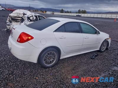 Trzecie zdjęcie samochodu z tyłu: 2009 PONTIAC G6 VIN:1G2ZJ57B594231317 - miniatura