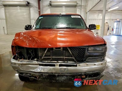 Piąte zdjęcie samochodu w środku: 2001 CHEVROLET SILVERADO K1500 VIN:2GCEK19T611278975 - miniatura