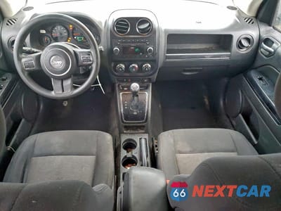 Zdjęcie 8 z 12 samochodu: 2011 JEEP COMPASS SPORT VIN:1J4NF1FB1BD270492 - miniatura