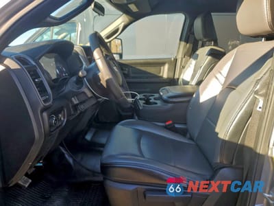 Zdjęcie 7 z 13 samochodu: 2023 RAM 3500 TRADESMAN VIN:3C63RRGL8PG629204 - miniatura