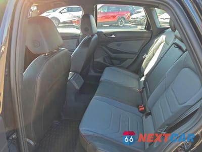 Zdjęcie 10 z 12 samochodu: 2025 VOLKSWAGEN JETTA GLI AUTOBAHN VIN:3VW1T7BU2SM063733 - miniatura