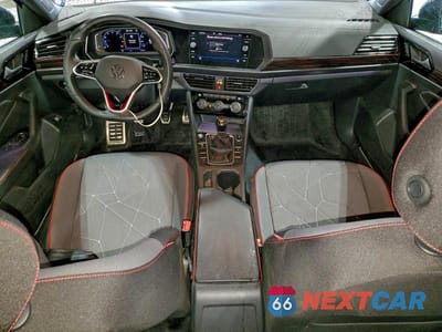 Zdjęcie 8 z 11 samochodu: 2024 VOLKSWAGEN JETTA 40TH ANNIVERSARY VIN:3VW8T7BU9RM015042 - miniatura