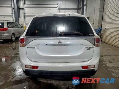 Zdjęcie 6 z 12 samochodu: 2014 MITSUBISHI OUTLANDER GT VIN:JA4JZ4AX2EZ001144 - miniatura