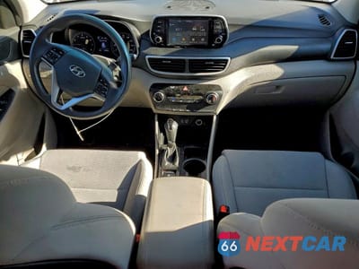 Zdjęcie 8 z 12 samochodu: 2019 HYUNDAI TUCSON SE VIN:KM8J2CA45KU920179 - miniatura