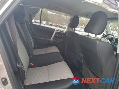 Zdjęcie 11 z 13 samochodu: 2018 TOYOTA 4RUNNER SR5/SR5 PREMIUM VIN:JTEBU5JR5J5567988 - miniatura