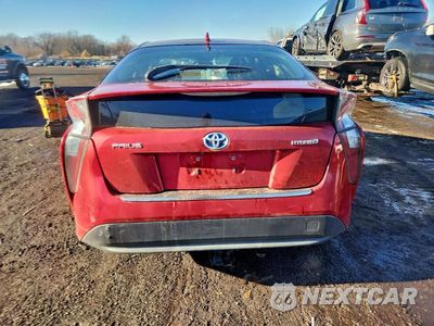 Zdjęcie 6 z 11 samochodu: 2016 TOYOTA PRIUS FOUR VIN:JTDKARFU0G3511334 - miniatura