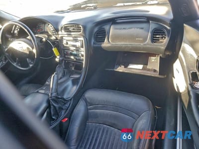 Zdjęcie 8 z 11 samochodu: 2002 CHEV CORVETTE VIN:1G1YY32G625101064 - miniatura
