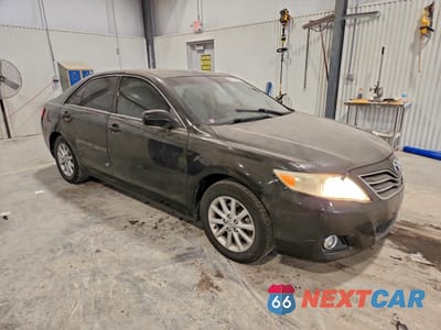 Czwarte zdjęcie samochodu z boku: 2010 TOYOTA CAMRY SE VIN:JTNBK3EK2A3046522 - miniatura