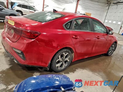 Trzecie zdjęcie samochodu z tyłu: 2021 KIA FORTE FE VIN:3KPF24AD7ME333046 - miniatura