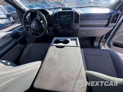 Zdjęcie 9 z 10 samochodu: 2017 FORD F350 SUPER DUTY VIN:1FT8W3DT7HED16940 - miniatura
