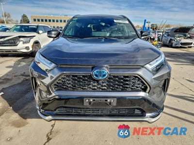 Piąte zdjęcie samochodu w środku: 2024 TOYOTA RAV4 PRIME XSE VIN:JTMFB3FV7RD202641 - miniatura