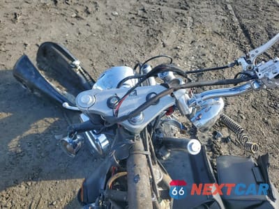 Zdjęcie 7 z 9 samochodu: 2007 HONDA VT750 C2 VIN:JH2RC530X7M002498 - miniatura