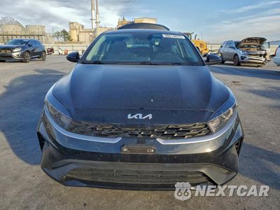 Piąte zdjęcie samochodu w środku: 2024 KIA FORTE LX VIN:3KPF24AD1RE696871 - miniatura