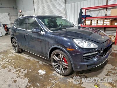 Czwarte zdjęcie samochodu z boku: 2012 PORSCHE CAYENNE TURBO VIN:WP1AC2A24CLA82615 - miniatura