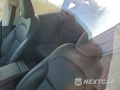 Zdjęcie 10 z 13 samochodu: 2026 TESLA MODEL Y VIN:7SAYGDEE9TA385798 - miniatura