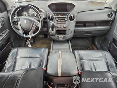 Zdjęcie 8 z 14 samochodu: 2013 HONDA PILOT TOURING VIN:5FNYF4H98DB061860 - miniatura