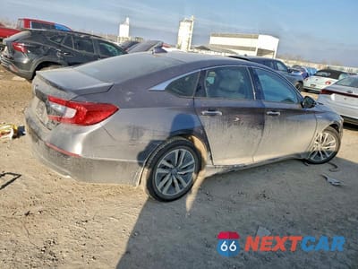Trzecie zdjęcie samochodu z tyłu: 2018 HONDA ACCORD TOURING HYBRID VIN:1HGCV3F98JA014621 - miniatura