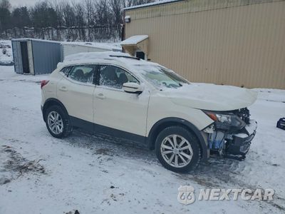 Czwarte zdjęcie samochodu z boku: 2018 NISSAN ROGUE SPORT S VIN:JN1BJ1CR1JW280373 - miniatura