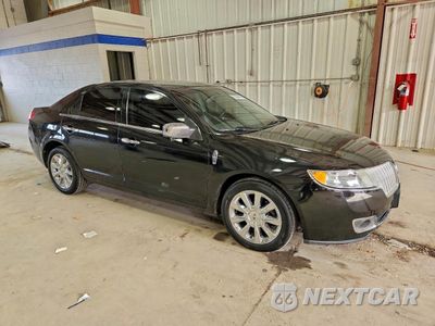 Czwarte zdjęcie samochodu z boku: 2010 LINCOLN MKZ VIN:3LNHL2GC5AR654642 - miniatura