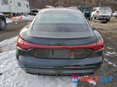 Zdjęcie 6 z 12 samochodu: 2024 AUDI RS E-TRON GT VIN:WAUBHBFW8R7901563 - miniatura