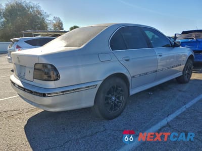 Trzecie zdjęcie samochodu z tyłu: 2003 BMW 525 I VIN:WBADT334X3GF43683 - miniatura