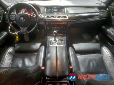Zdjęcie 8 z 12 samochodu: 2014 BMW 750 LXI VIN:WBAYF8C57ED652635 - miniatura