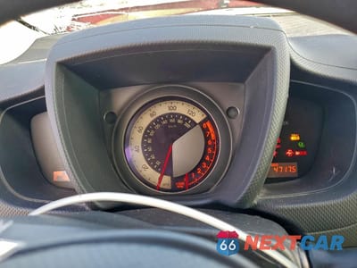 Zdjęcie 9 z 13 samochodu: 2013 TOYOTA SCION XD VIN:JTKKUPB46D1030392 - miniatura