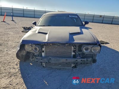 Piąte zdjęcie samochodu w środku: 2020 DODGE CHALLENGER SXT VIN:2C3CDZAG3LH212834 - miniatura