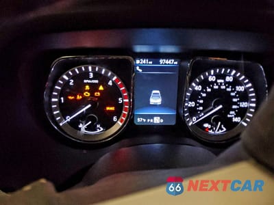 Zdjęcie 9 z 13 samochodu: 2019 NISSAN TITAN XD SL VIN:1N6BA1F43KN521013 - miniatura