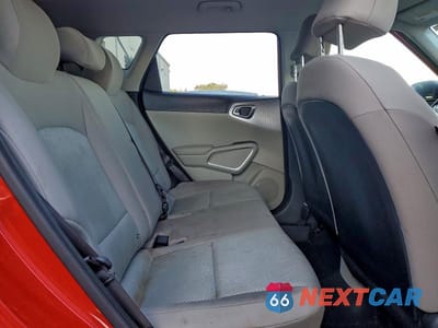 Zdjęcie 11 z 12 samochodu: 2022 KIA SOUL LX VIN:KNDJ23AU9N7156652 - miniatura