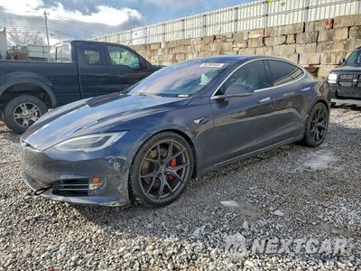 2017 TESLA MODEL S 5YJSA1E28HF198670 - główne zdjęcie licytacji z USA - miniatura