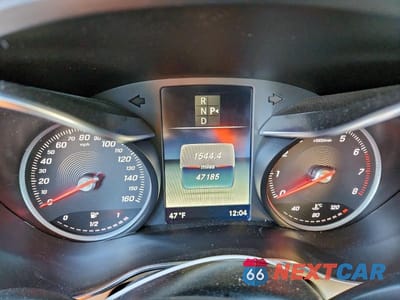 Zdjęcie 9 z 12 samochodu: 2017 MERCEDES-BENZ C 300 VIN:55SWF4JB4HU210886 - miniatura