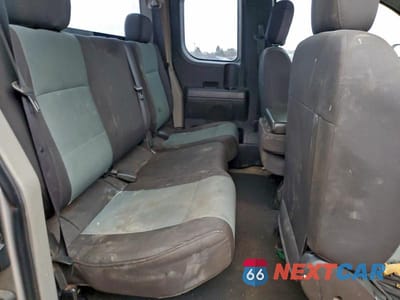 Zdjęcie 10 z 12 samochodu: 2004 NISSAN TITAN XE VIN:1N6AA06A94N586379 - miniatura