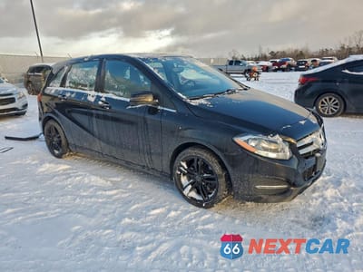 Czwarte zdjęcie samochodu z boku: 2015 MERCEDES-BENZ B 250 4MATIC VIN:WDDMH4GB0FJ308982 - miniatura